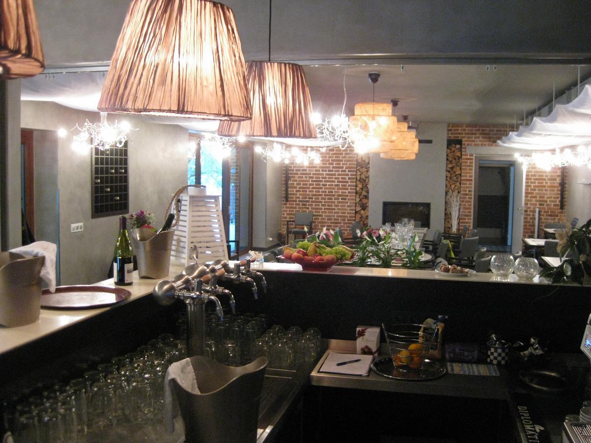 Hotel Mandat Hradistko (Prague-West)